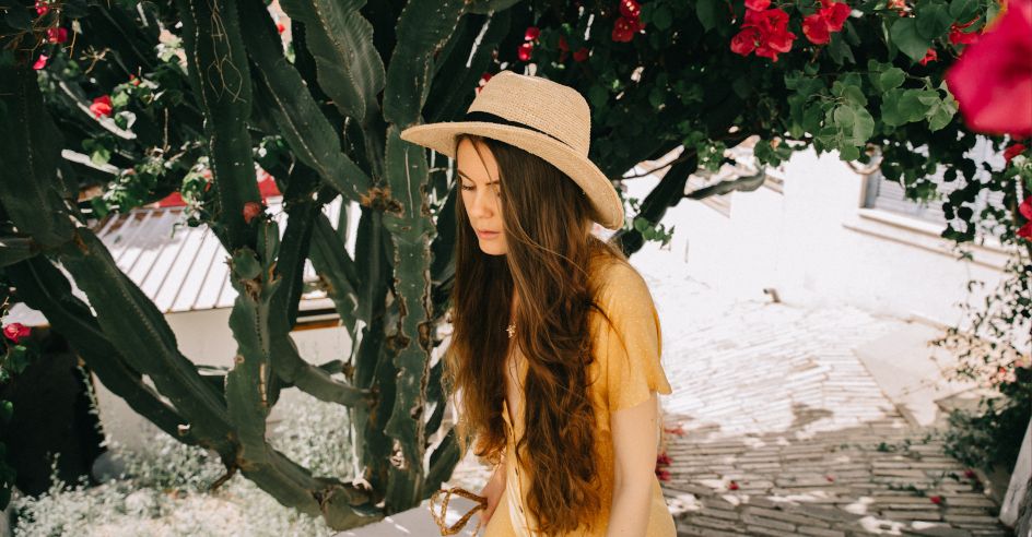 Extension capelli a Milano 9 - Il nostro salone, situato nel cuore di Pavia, &egrave; specializzato in acconciature e hairstyle per infoltire e allungare i capelli utilizzando extension in cheratina.